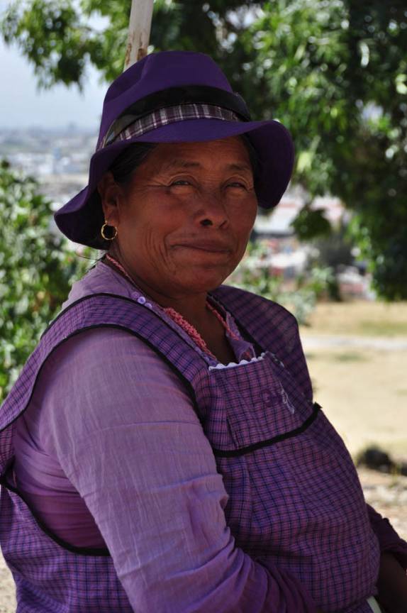 A Roberta, vendedora de chapolines e outras iguarias em Cholula, no México